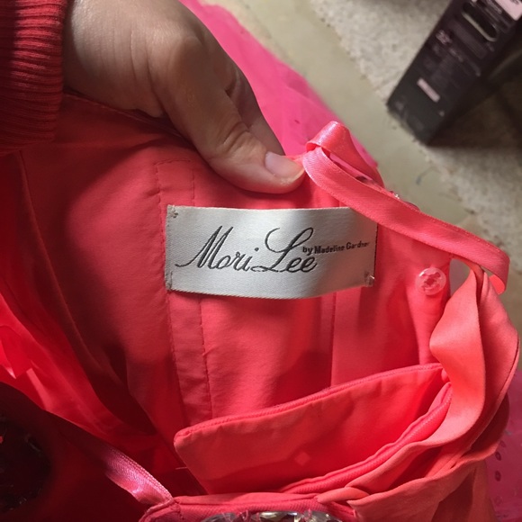 Pretty pink prom dress!! - Picture 4 of 8